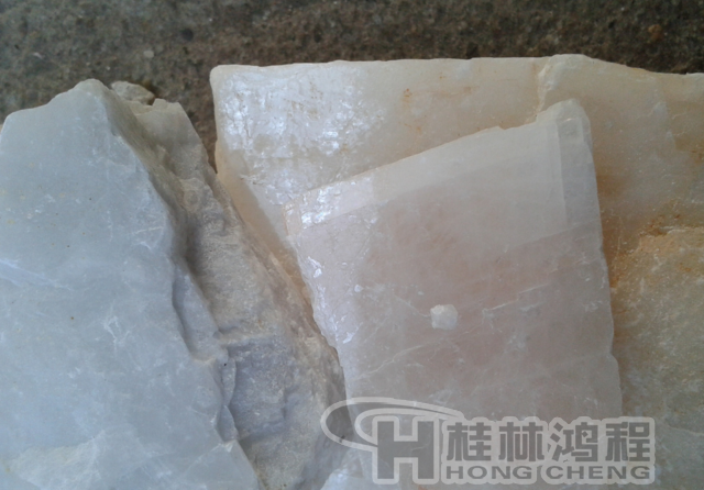 長石，長石粉，長石的用途