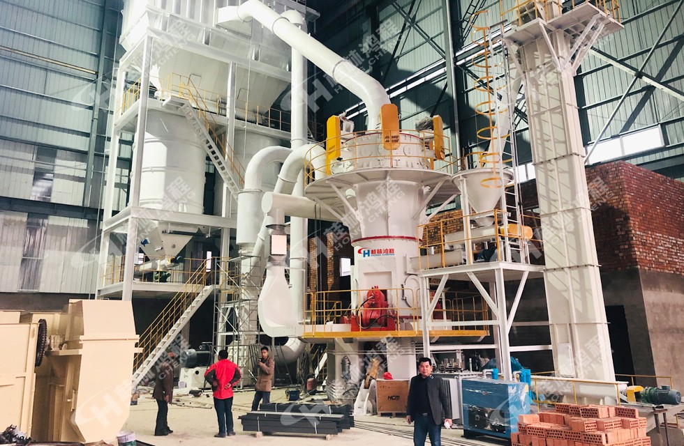 超細(xì)粉打礦石粉機器磨機設(shè)備:HLMX超細(xì)立磨機型號參數(shù)多,價格上百萬到上千萬不等 HLMX1300超細(xì)粉打礦石粉機器磨機設(shè)備:HLMX超細(xì)立磨機型號參數(shù)多,價格上百萬到上千萬不等